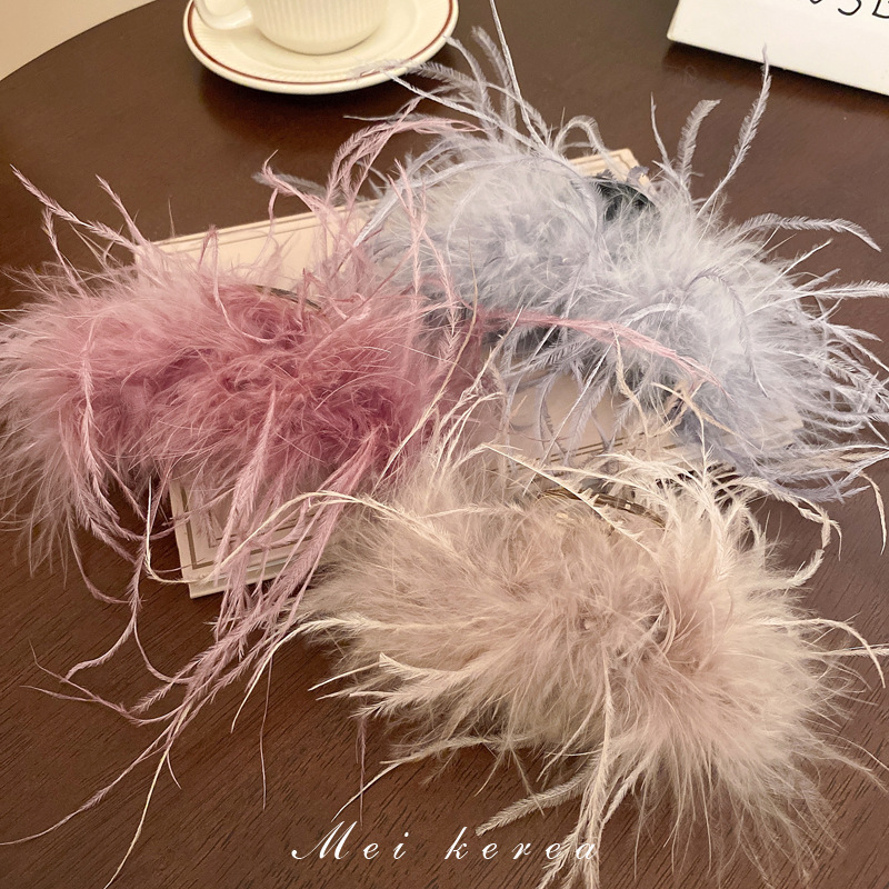 Super Fairy Advanced Sense Ostrich Feather Grab Clip Internet Popular ins Style Elegant Hair Shark Clip Hairpin New Style Hair Accessories for Women