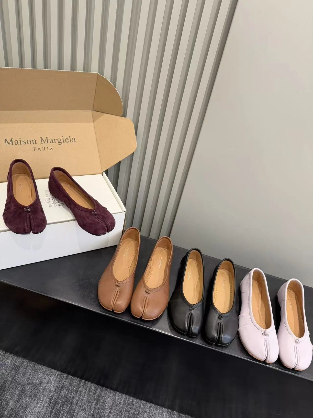 Maison Margiela Tabi Flats