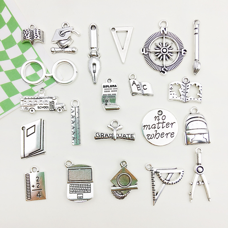 Zhongcheng DIY Graduation Season 1: Glasses, Doctor's Cap, Calculator, School Supplies, Accessories, Bracelet, Necklace, Alloy Jewelry