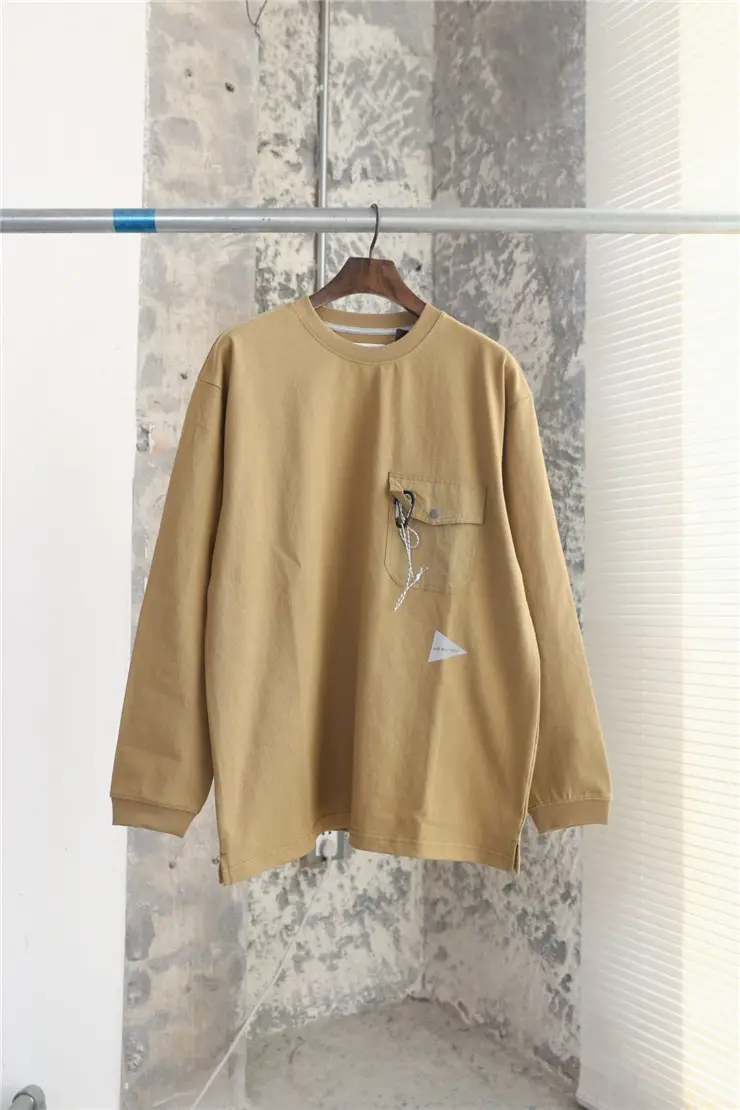 Japanese style Niche style and Wander pure color Small Chest Flap Pocket Pants Outdoor Sports Style Men's and Women's Round Neck Thin Section Sweatshirt