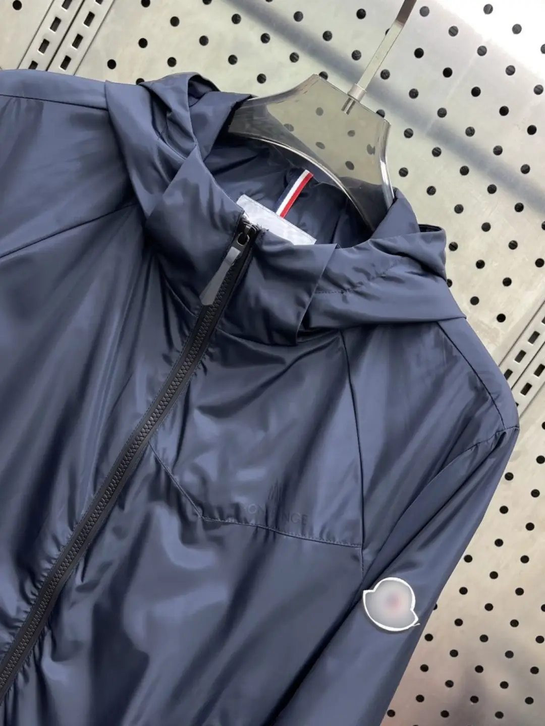 It Ins Trendy Casual jacket Men Spring & Fall European Station Embroider pure color Minimalist Windproof Zipper Hooded Outwear
