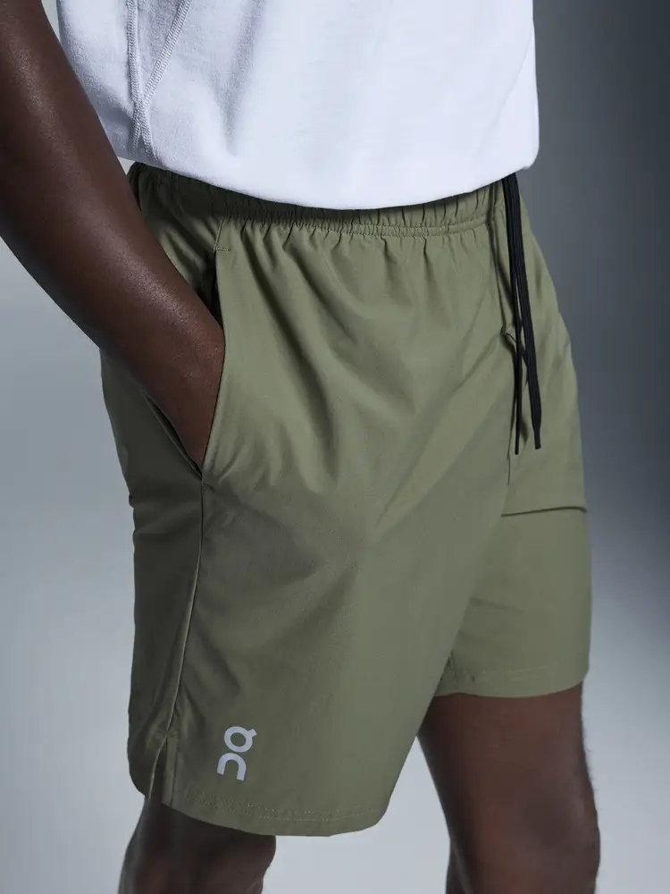 On Run 7 "Core Shorts 2025 Spring/Summer New Men 7-Inch Running Shorts