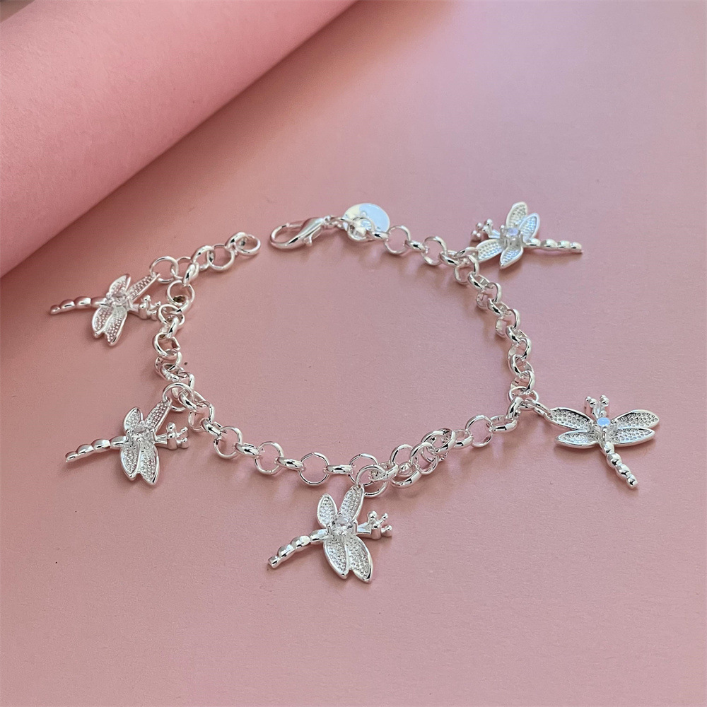 Foreign trade jewelry silver-plated hanging five dragonfly bracelet trembles small red book online red popular bracelet in stock wholesale