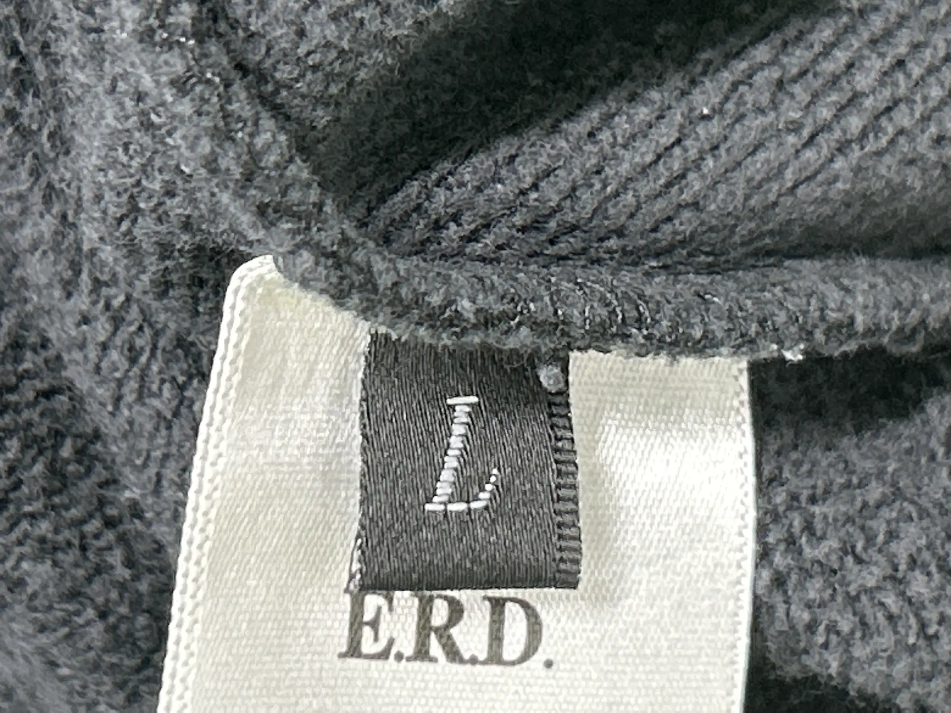 E.R.D. Vintage Distressed Cracked Print Sweatshirt Hoodie