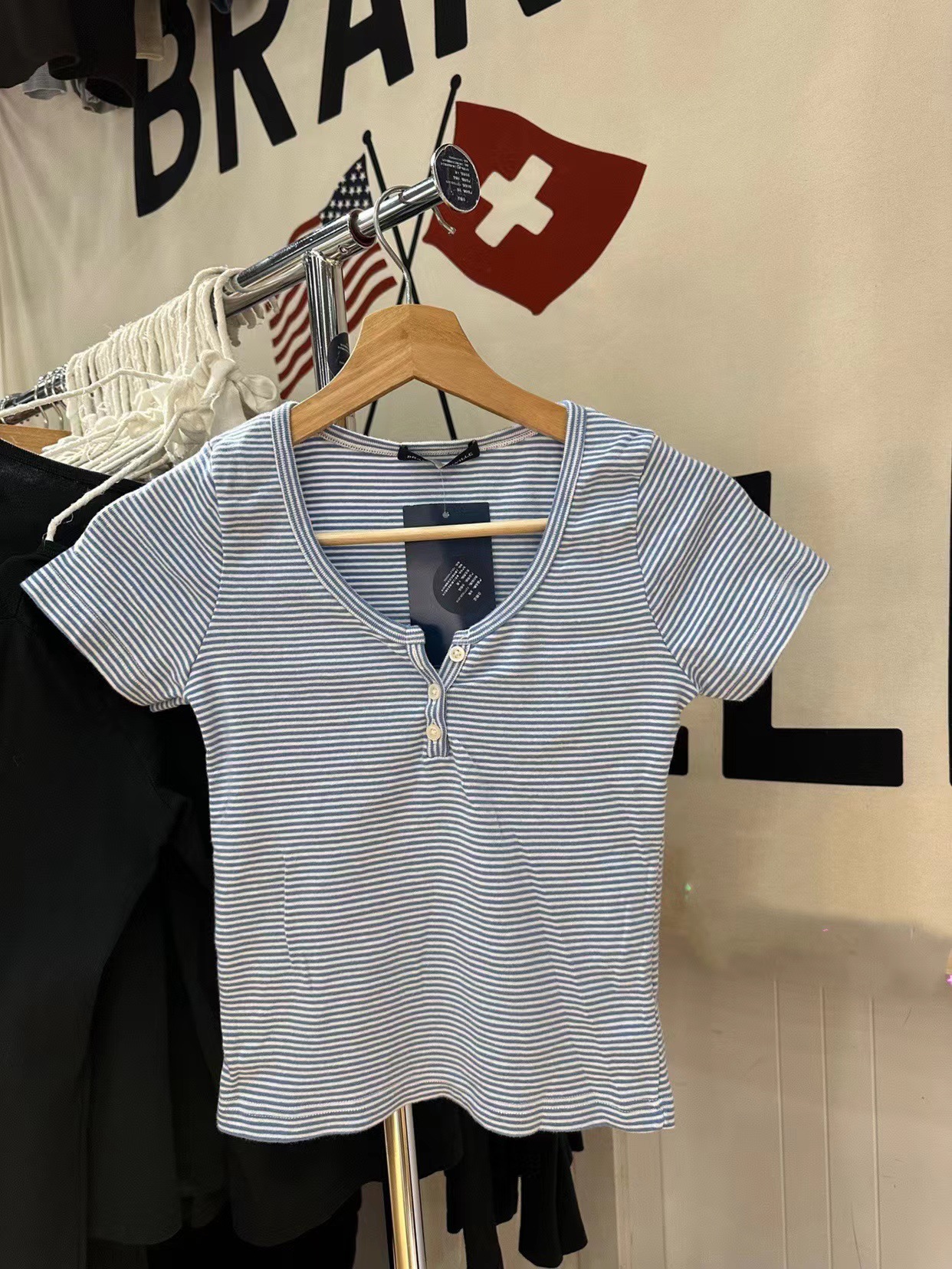 BM style American retro new versatile slimming zelly blue pinstripe three-button T-shirt female summer bm top female