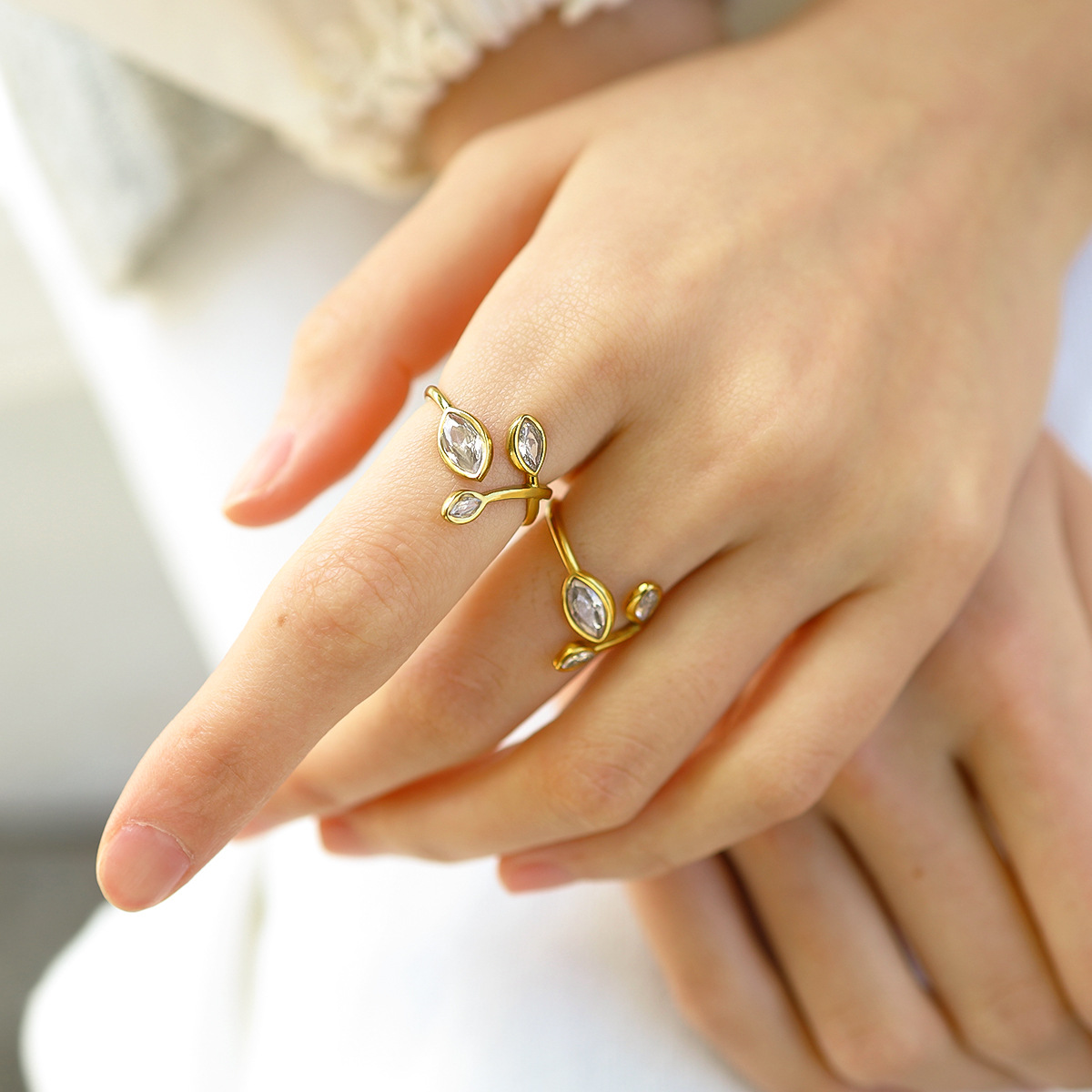 European and American Style Stainless Steel Zircon Open Ring Ins High-End Electroplated 18K Gold Versatile Ring Cross-Border Jewelry Wholesale