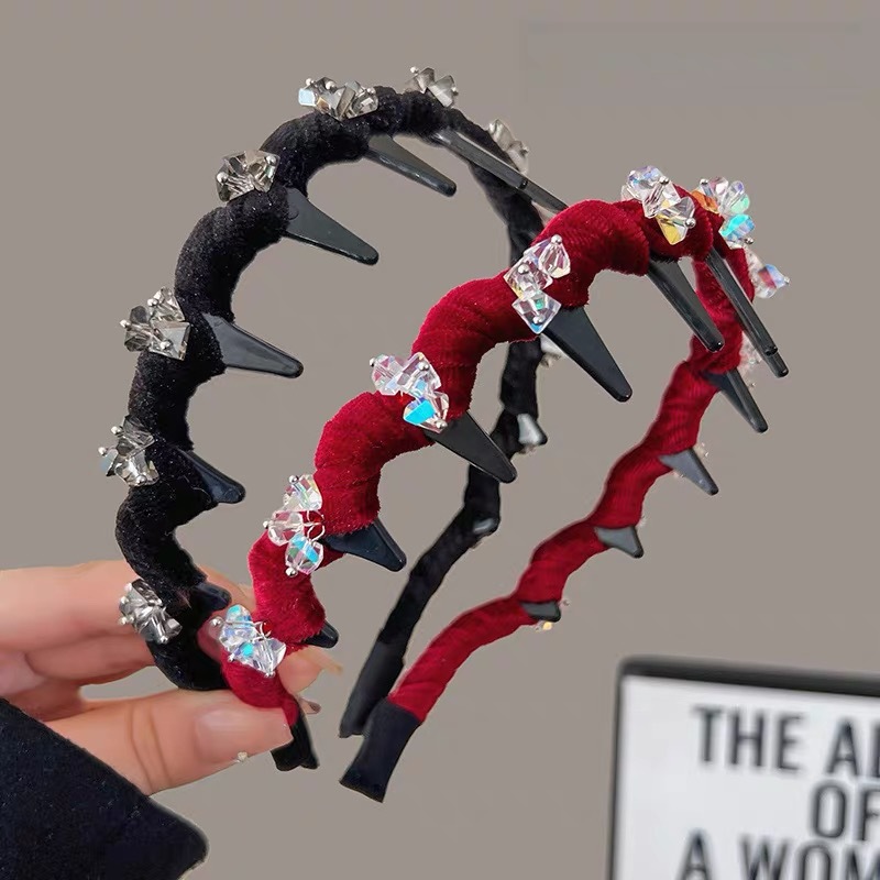 Light Luxury Velvet Wave Hair Hoop Women's 2025 New Style Heavy Industry Zircon High Cranial Top Head Hoop Elegant Face Showing Small Hair Stamp