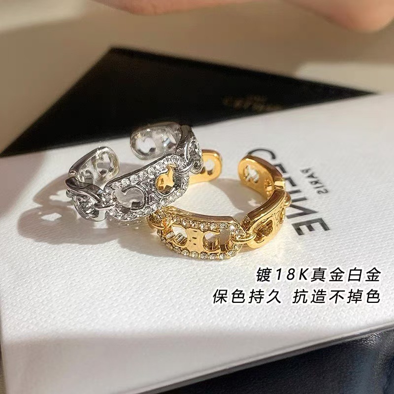 Light Luxury Triumph Ring Women's Niche Design Advanced Sense Food Finger Ring Unique Elegant Internet Celebrity Fashion Personalized Ring Trendy