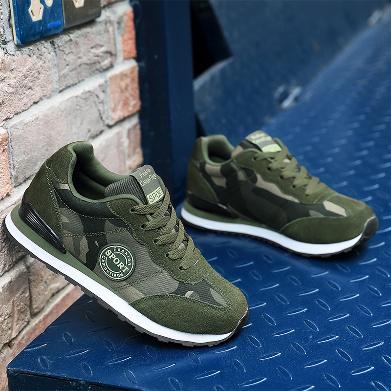 2026 Spring and Autumn Couple Running Sports Shoes Fashion Trend Student Casual Shoes Outdoor Camouflage Training Shoes Low-Top