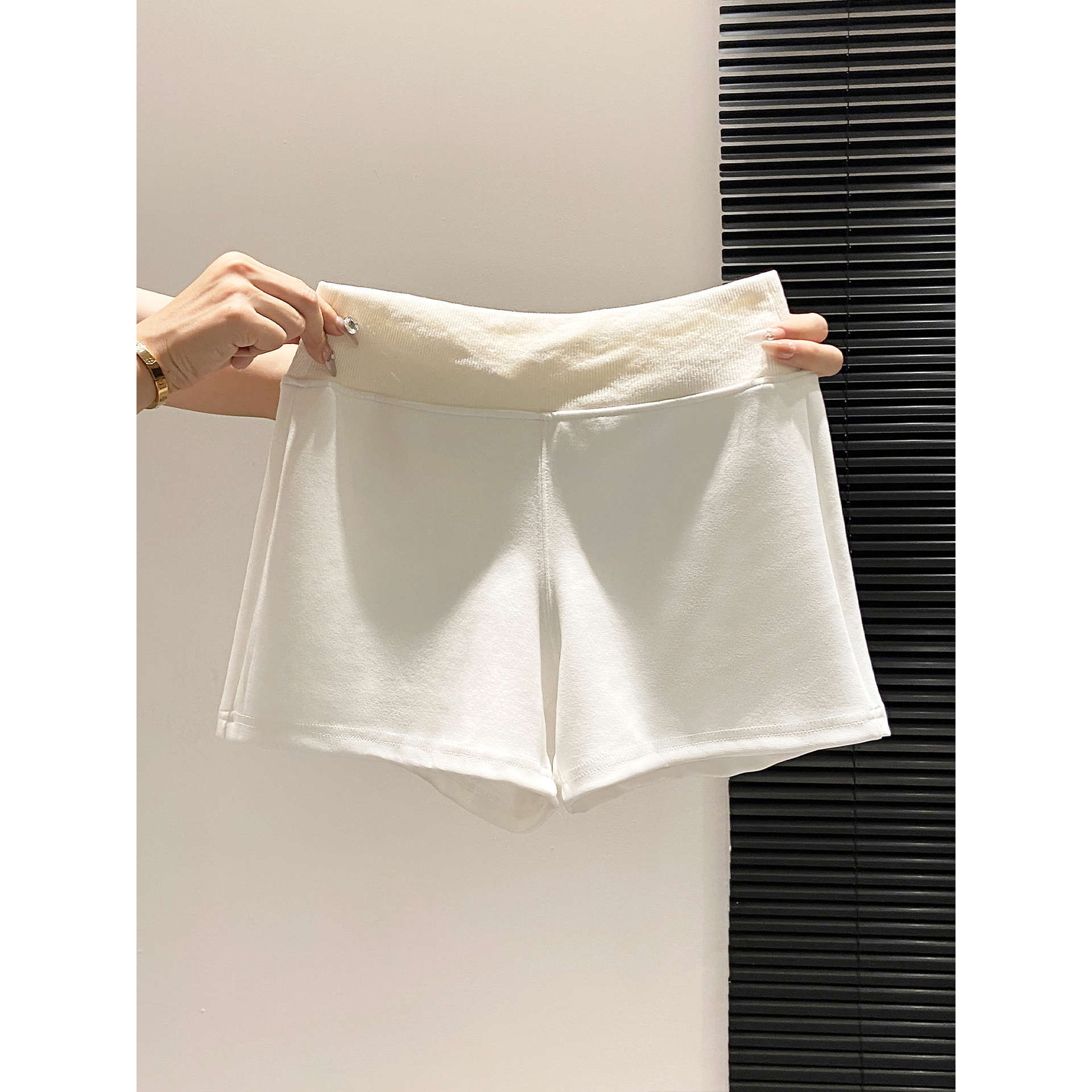 High-Waisted Tummy Control A-Line Hip-Covering Shorts for Women, Summer Hot Girl Style Sports Shorts, Casual Versatile Butt-Hugging Hot Pants