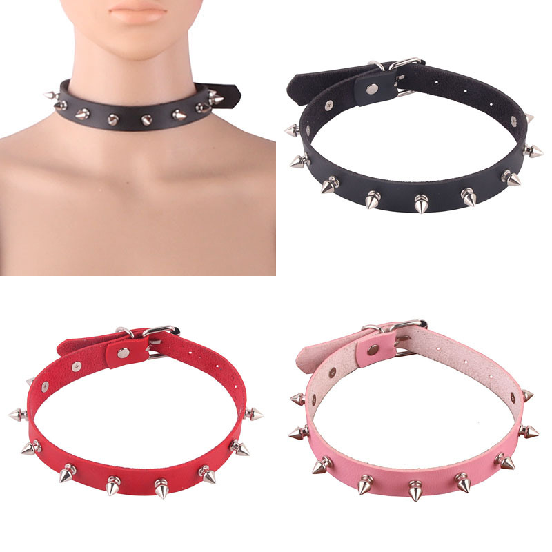 Factory direct European and American personality leather punk star clavicle chain Japanese and Korean Harajuku alloy pointed rivet necklace collar