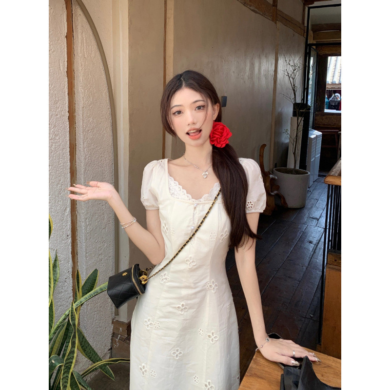 French Gentle Cut Out Air Quality Short-Sleeved Dress Women's Summer New High-End Loose Fishtail A-Line Mid-Length Skirt
