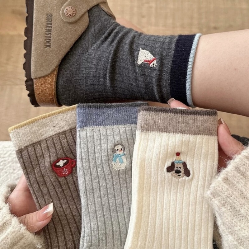 Japanese-Style Double-Needle Cartoon Socks for Women, Spring and Autumn Melad Slouch Socks, Trendy Mid-Calf Socks for Birkenstock Shoes
