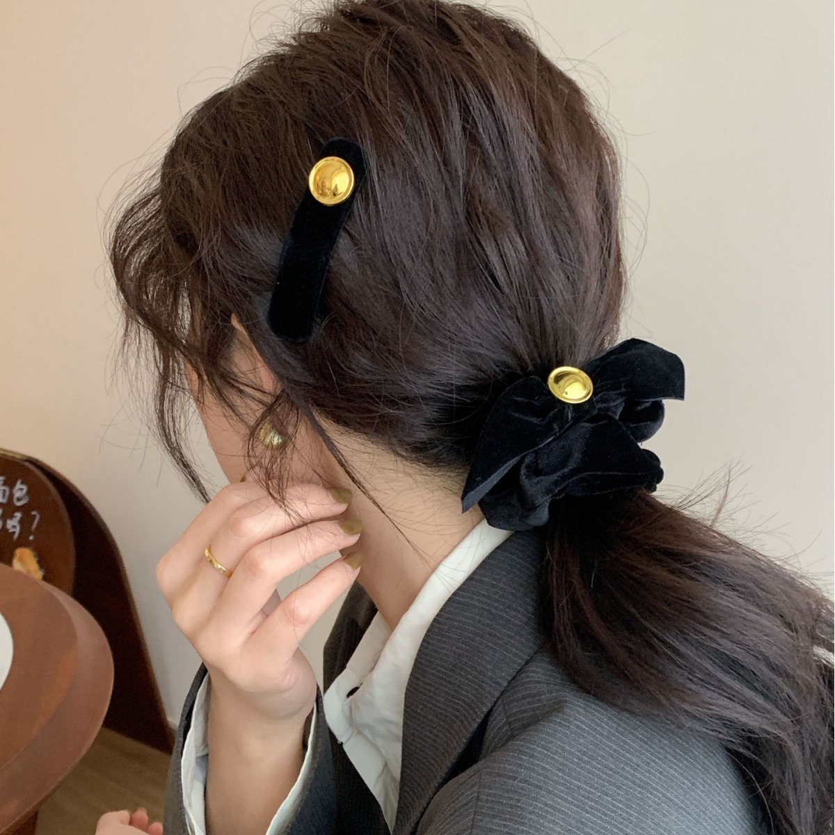Autumn and Winter elegant high-grade bow large intestine hair band 2024 New ponytail Balls Head rope rubber band female hairpin