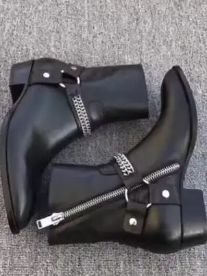 Martin Boots for Men, Size 25, European and American Fashion, Unique Chelsea Boots with Buckle Chain and Pointed Toe