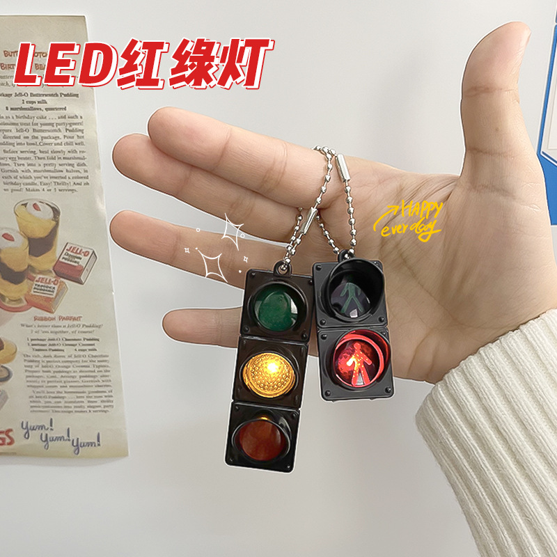 Creative Mini Traffic Light Keychain Night Light Backpack Traffic Light Pendant Led Glowing Toy Gift