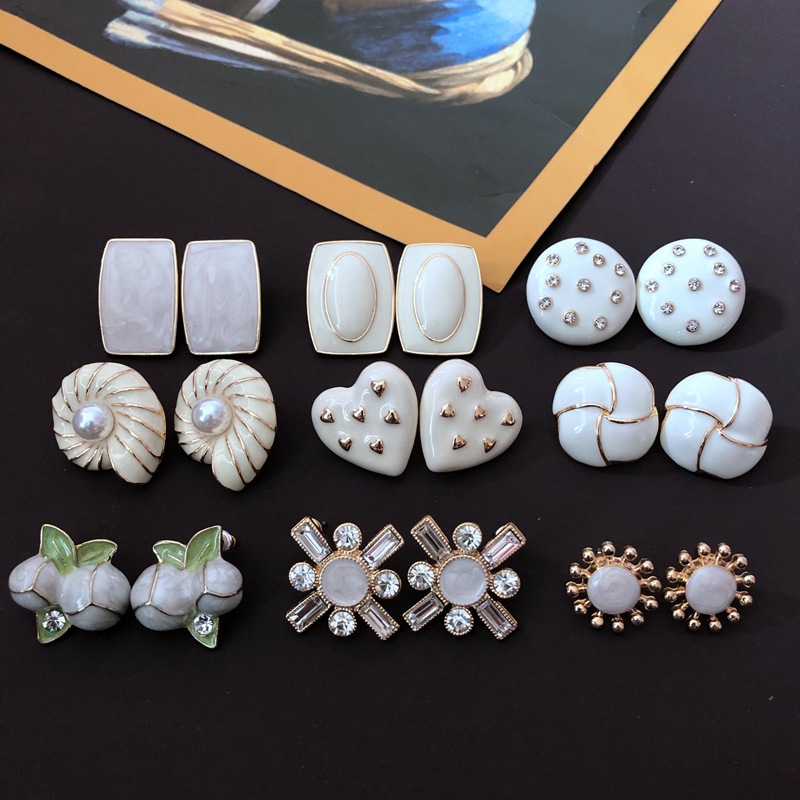 Factory direct supply milky white drop glaze 925 silver needle earrings French simple earrings heart-shaped round temperament earrings
