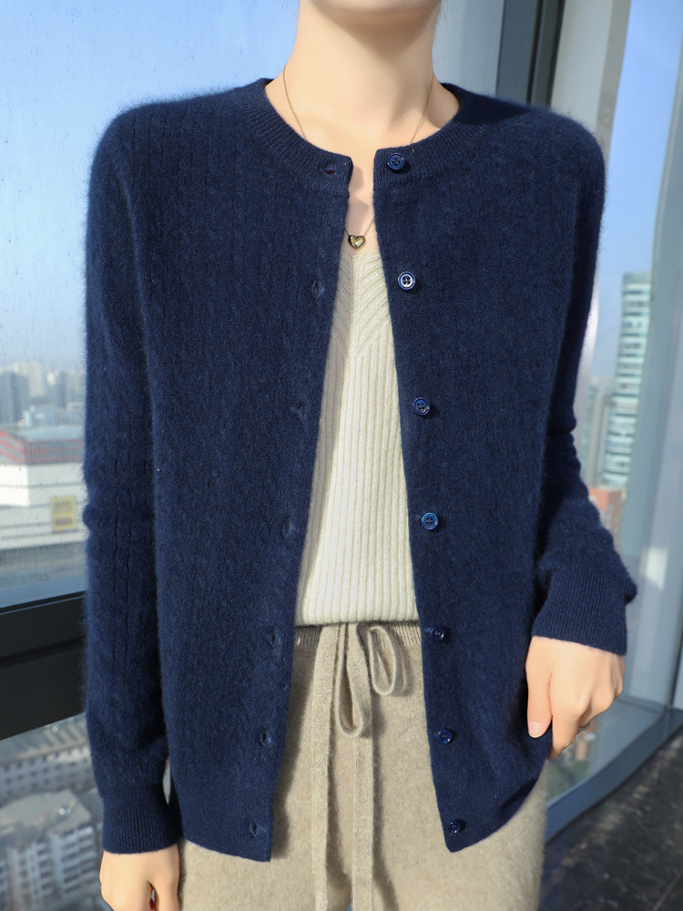 Vintage Winter and Autumn Long Sleeve Short Top Knitted Cardigan Women's Sense Sweater Jacket Design Round Neck Outer Sweater Twist