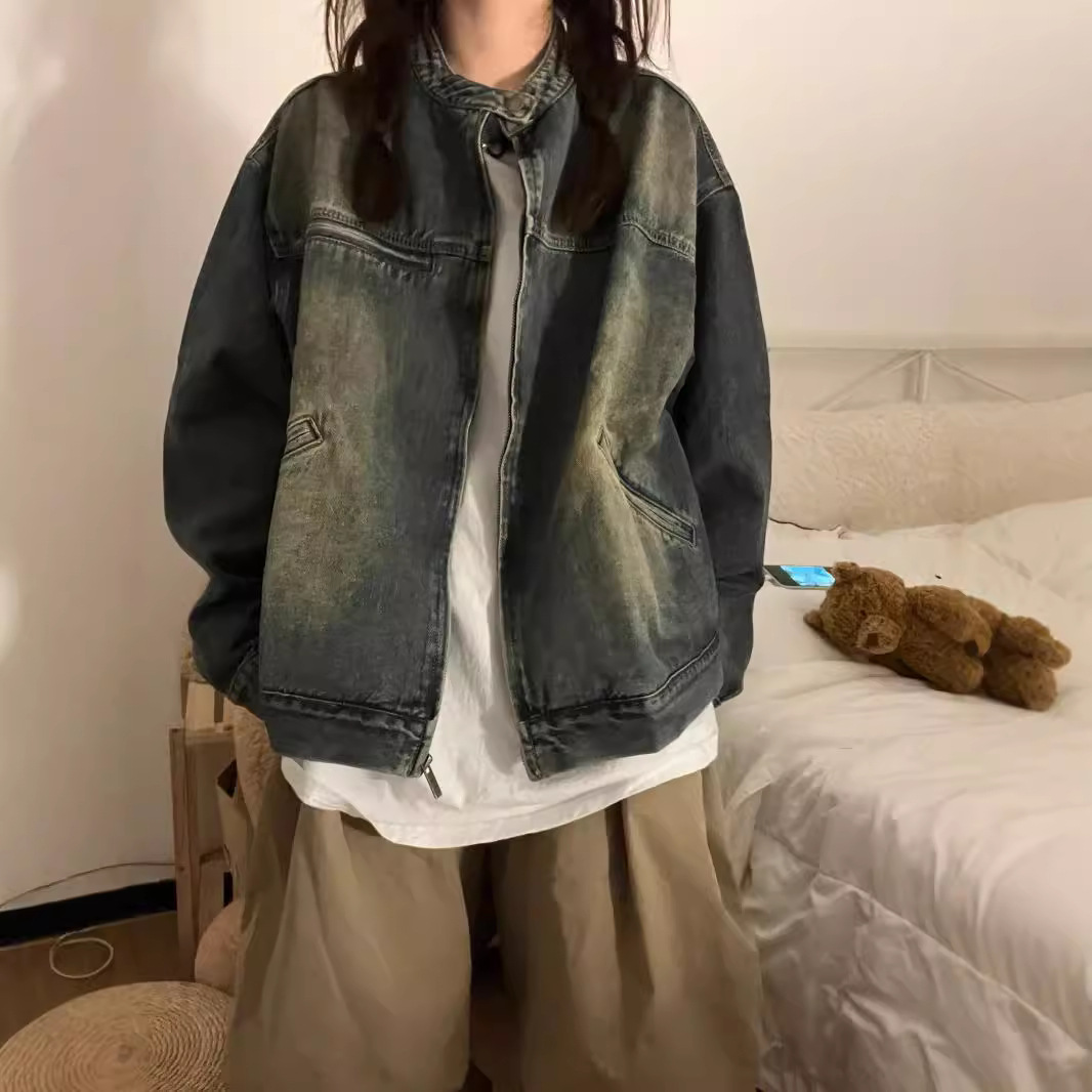 American Retro Vibe Style Workwear Denim Jacket for Women in Autum Loose Design Washed Distressed Cardigan Jacket Trendy