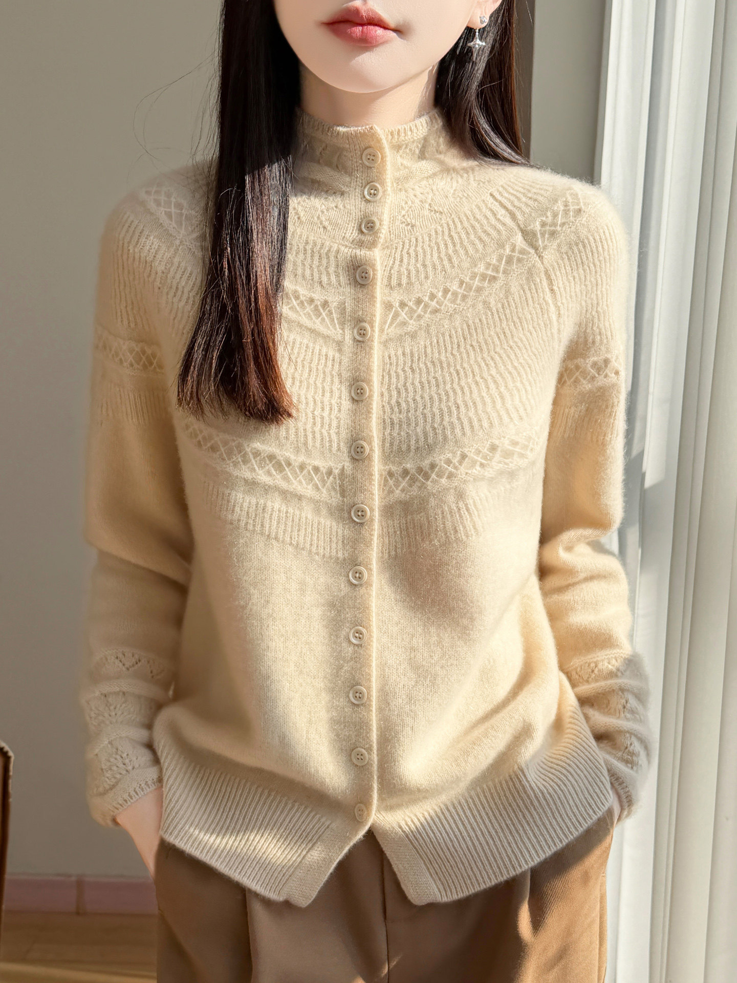 Mesh Hollow-Out Thickened 100% Wool Cardigan, Loose Fit, 2026 Spring New Style, Soft and Skin-Friendly Women's Knitted Jacket