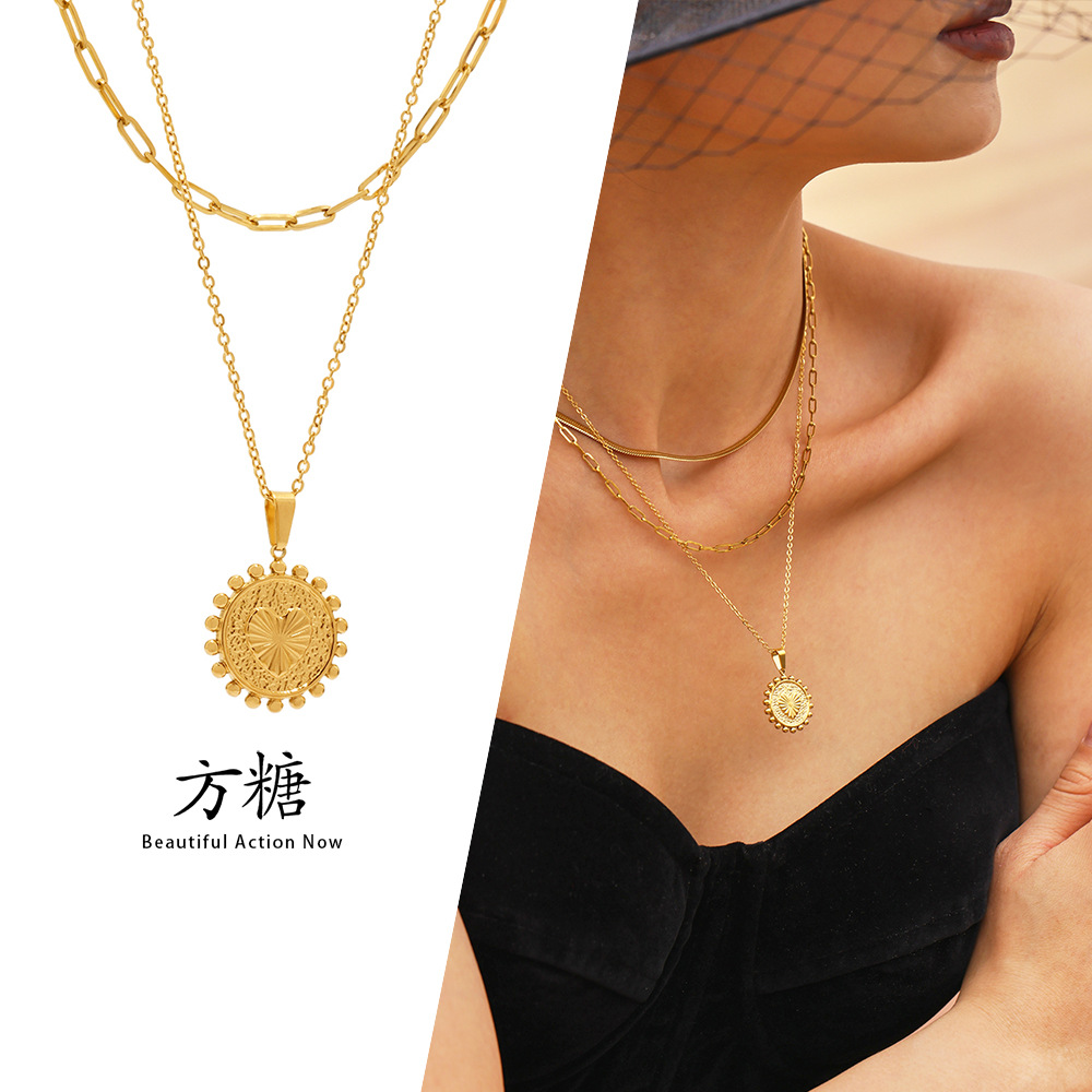 Sugar Cross-border Double-sided Round Peach Heart English Letter A Pendant Necklace Pam Double-layer Overlapping Clavicle Chain Women