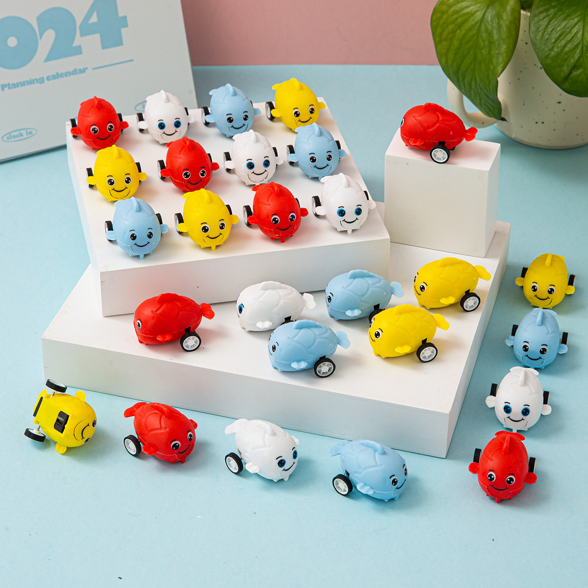 New cute animal koi fish children's toys Huili car kindergarten gift stall factory wholesale