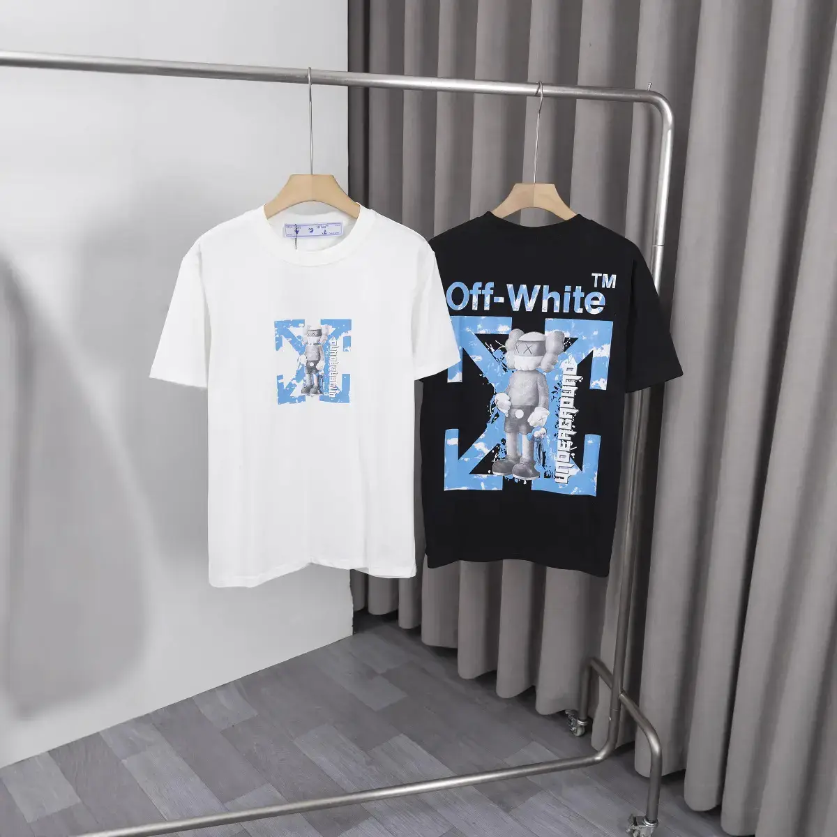 2025 Spring/Summer New Ow Collaboration Doll Pattern Crew Neck Pullover Short Sleeve Unisex One Piece Wholesale Dropshipping