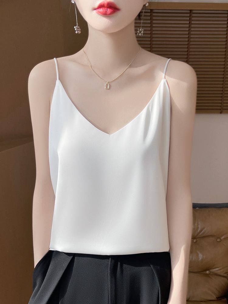 2026 Summer Smooth Satin Camisole for Women V-Neck Loose Thin Strap Blazer Inner Layer Simple Versatile Top