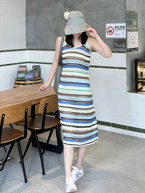 Dress Women's Striped Knitted Skirt Dress Women's Summer High-End Waist Seaside Vacation Dress Women's Summer