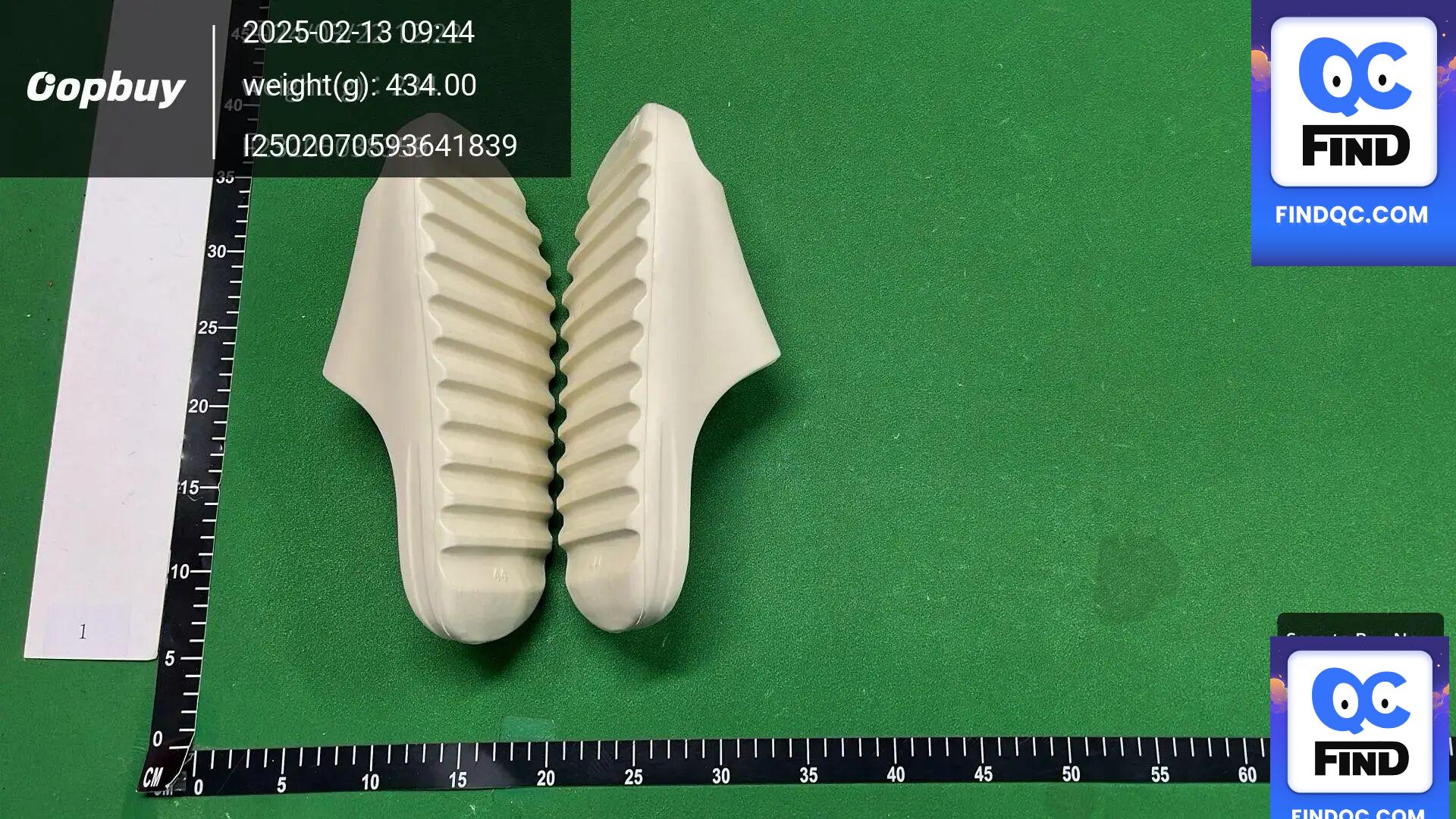 Men's Slides Black QC