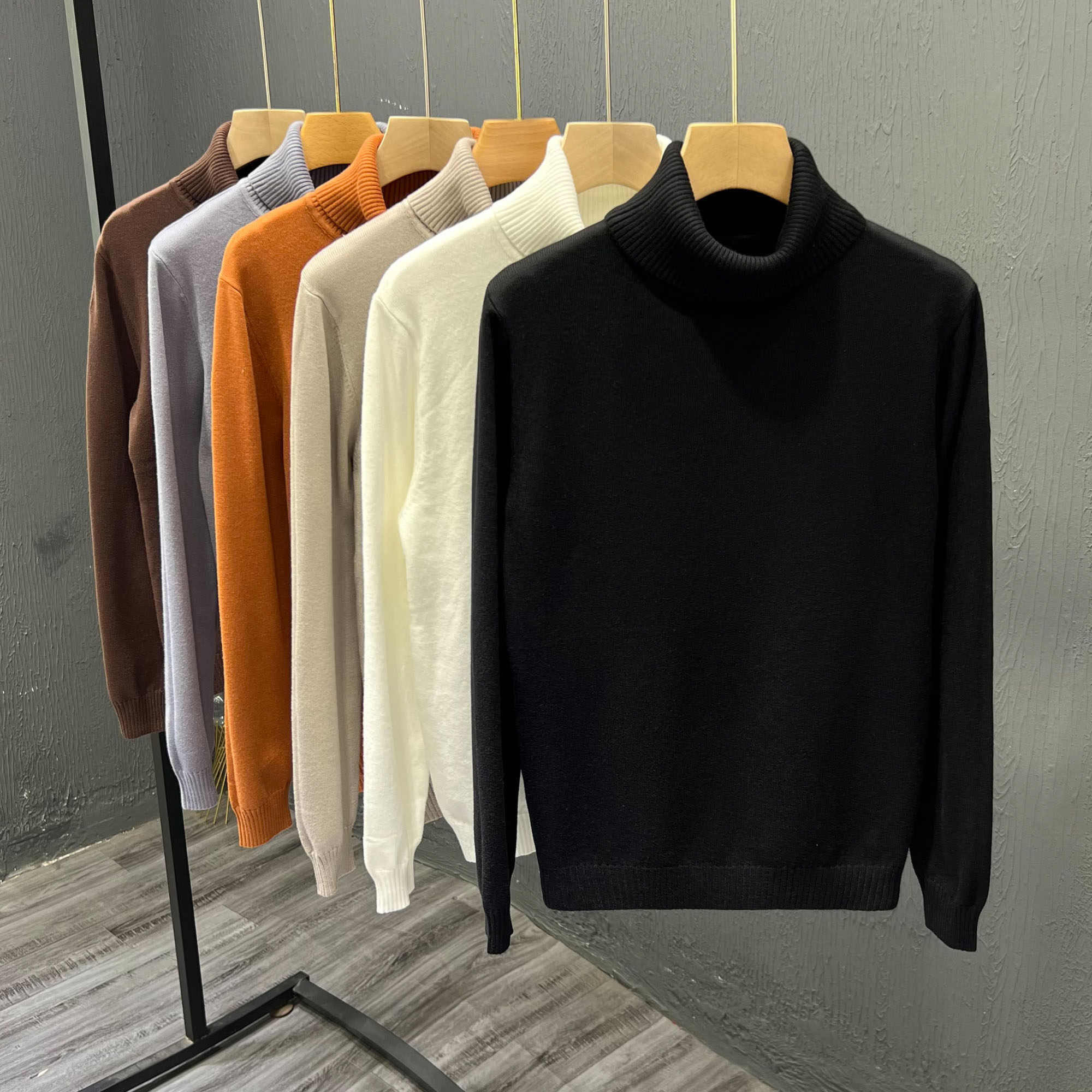 Black Sweater for Men, Autumn and Winter Style, Casual Stretchy Base Layer, Slim Fit, Youth Turtleneck Knitwear for Layering