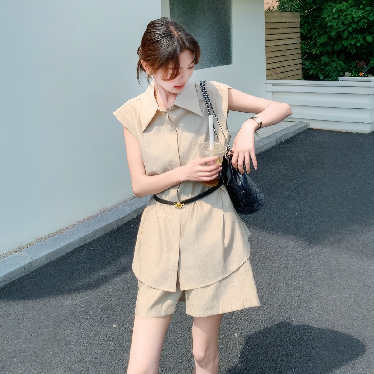 High-End Fashion Casual Shorts Suit for Women 2026 Summer New Korean Style Light Mature Style Sleeveless Shirt Two-Piece Set