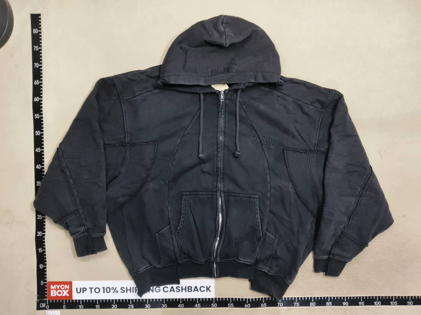 Cross-border foreign trade wholesale 2023 INS loose stitching washed zipper coat sweater men and women couple hoodie fashion — foto QC 2