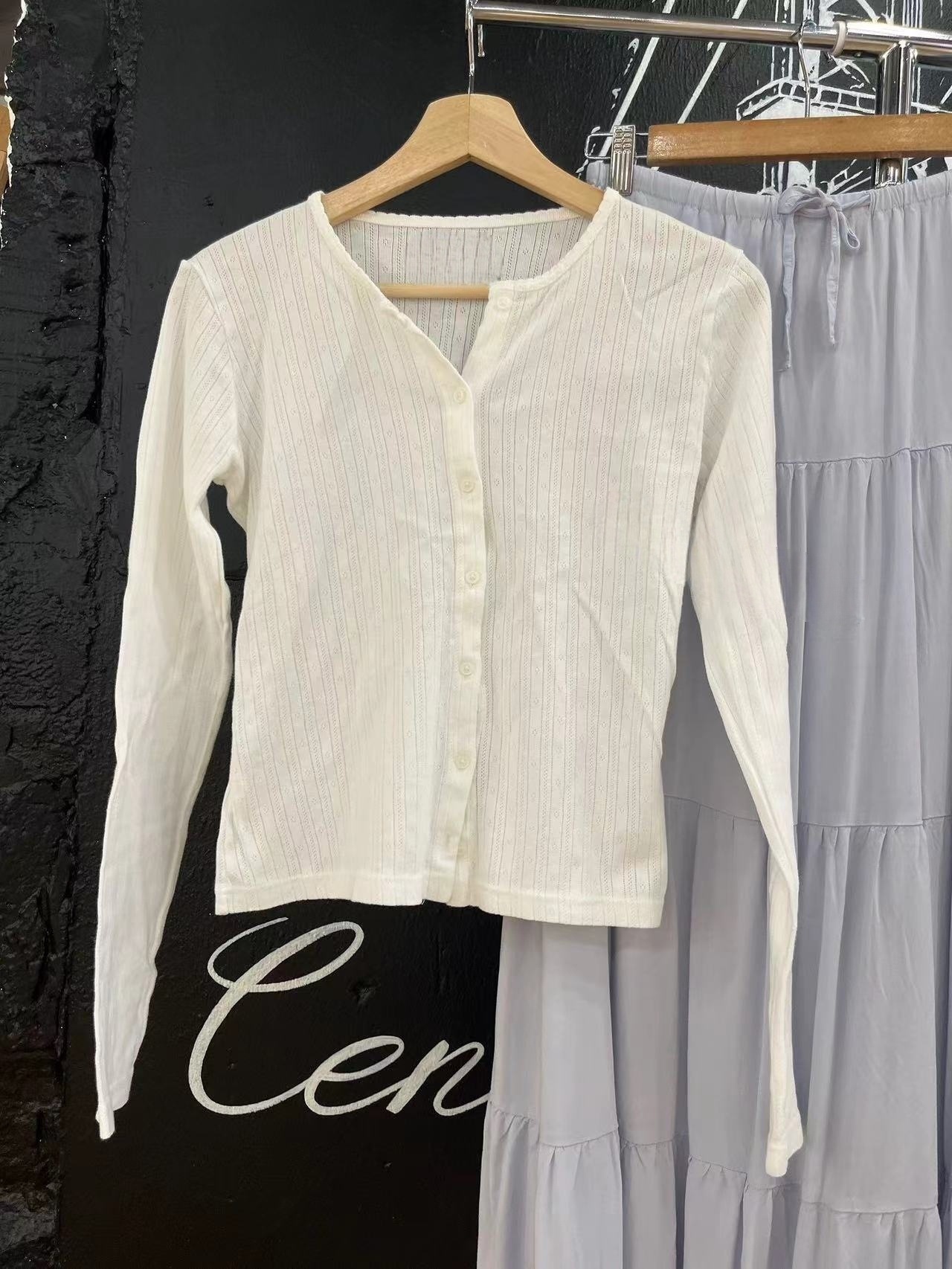 Brandy BM new white eyelet lace collar button rib long sleeve T-shirt bm hollow slim cardigan top