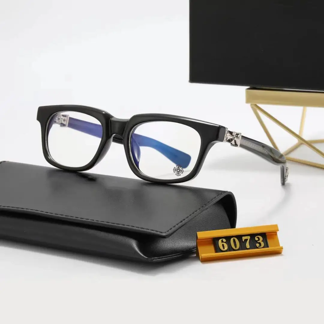K*heart glasses