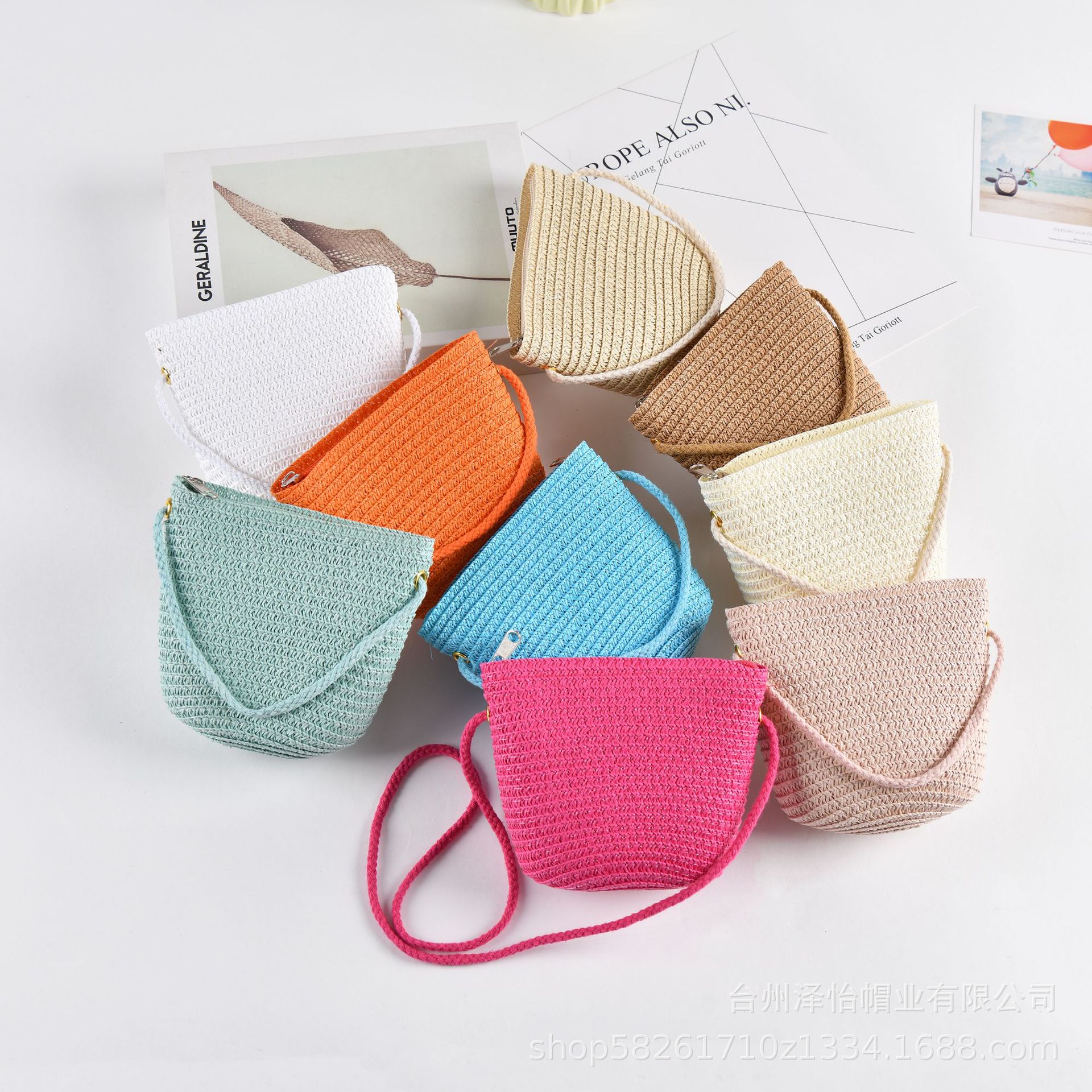Children's Bags Are Cute and Fashionable Textile Mini Straw Bags for Girls and Babies, Lightweight One-Shoulder Cross-Body Coin Purses