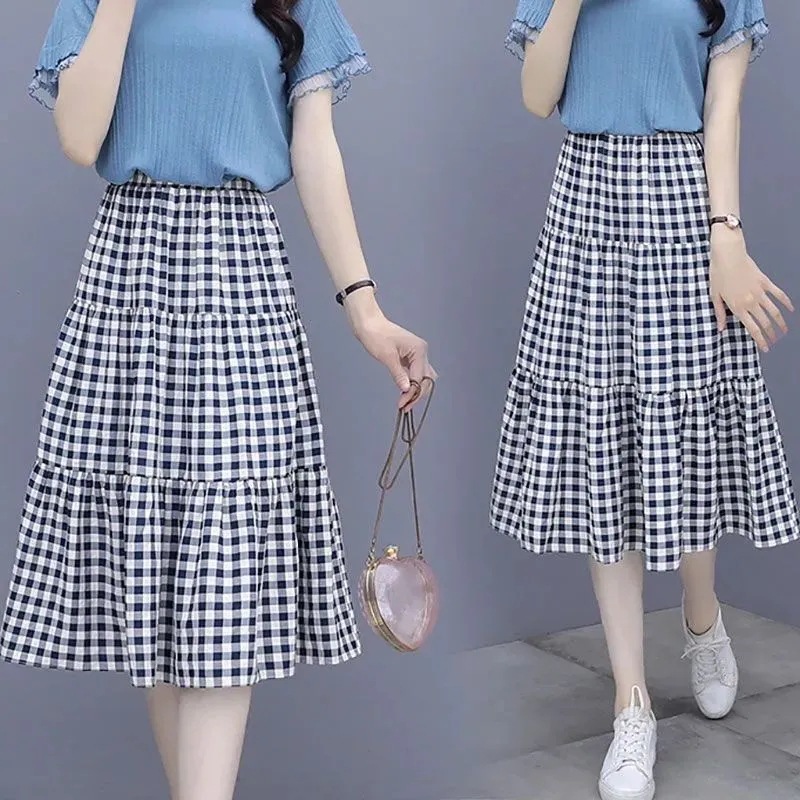 High-Waisted Short Skirt for Female Students, Loose and Slim Mid-Length Artistic Slim Plaid Splicing A-Line Skirt