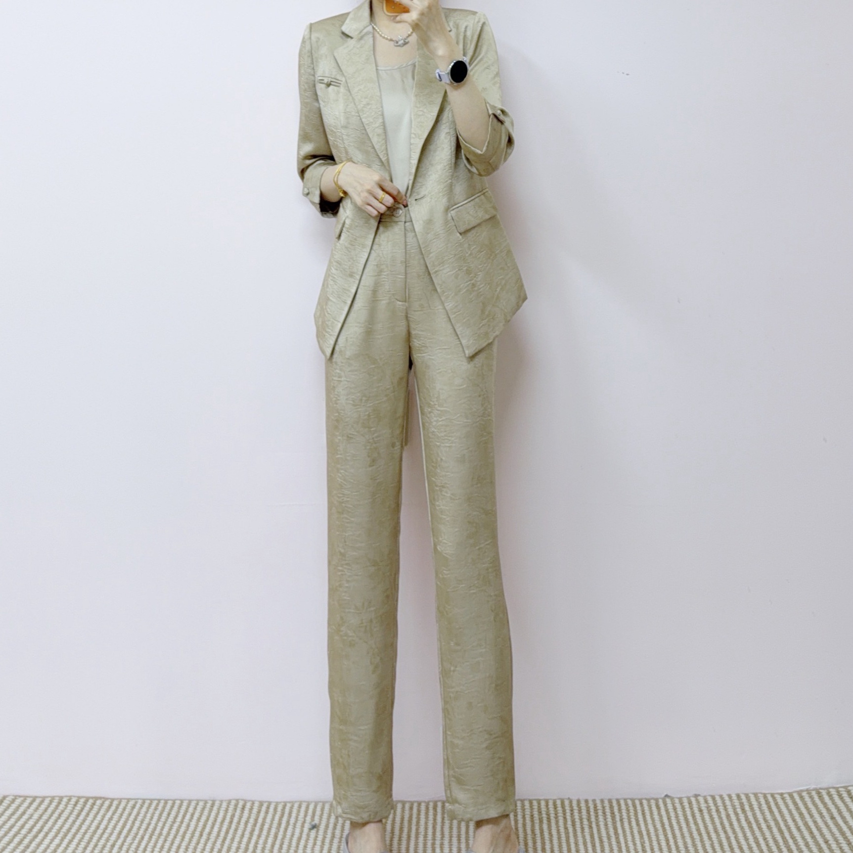 2026 Spring Fashionable and Elegant Textured Suit Jacket + Camisole + Casual Straight-Leg Pants Three-Piece Set 060