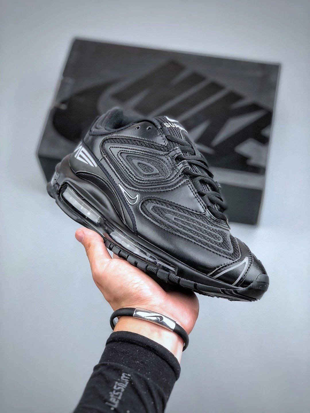 耐克Supreme x Nike Air Max 98 TL SP"Black/Metallic Silver"系列低帮经典复古百搭男女休闲运动气垫跑步鞋情侣款百搭潮鞋