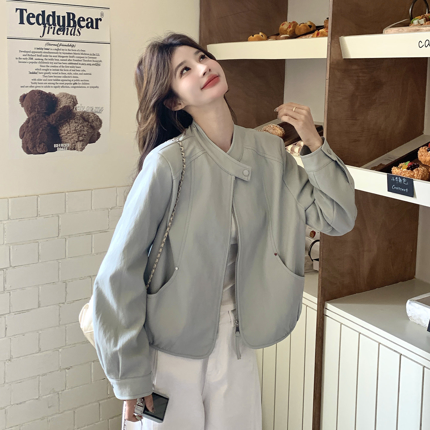 Mint Blue Sweet and Cool Stand-Collar Short Leather Jacket for Women, Spring 2026 Korean Style, Super Stylish for Petite Figures, Pu Leather Jacket