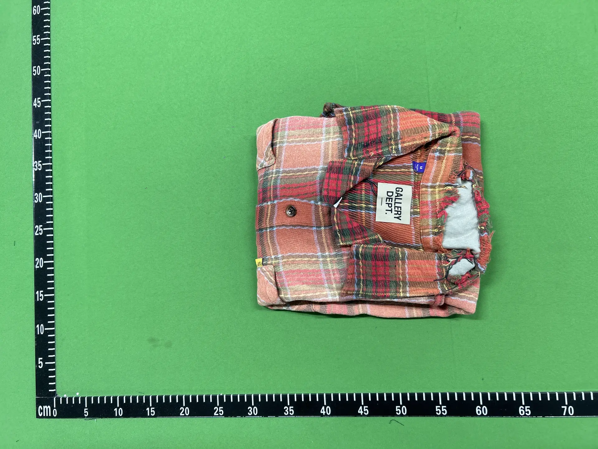 Heavy-duty washed distressed American-style red plaid shirt