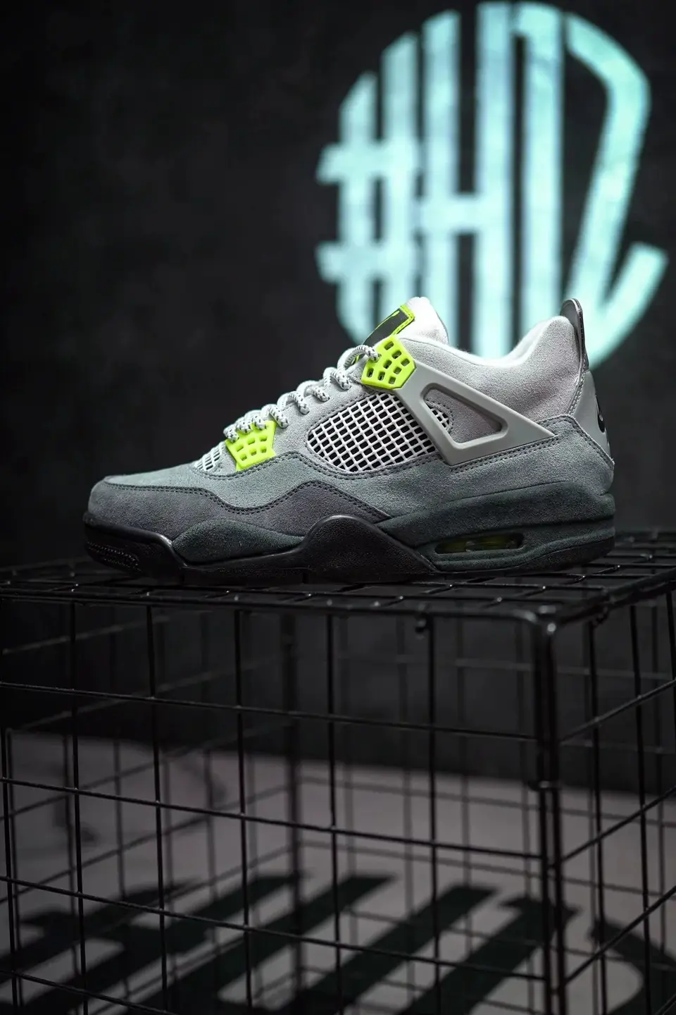 N525460 【东莞大厂出品 Air Jordan 4 Retro Se'95 Neon 灰绿】 正确鞋型 定制头层皮料 货号：CT5342-007尺码：40-47.5