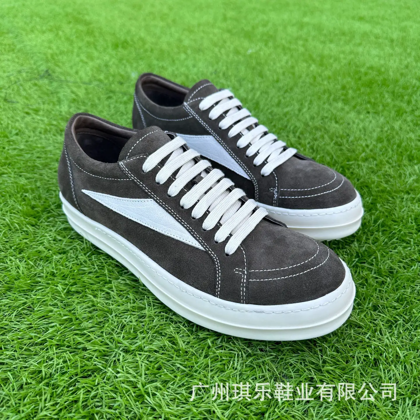 RO shoes 2022 new suede low-top small triangular board shoes men milk incense bottom hundred with dark high street couple tide shoes