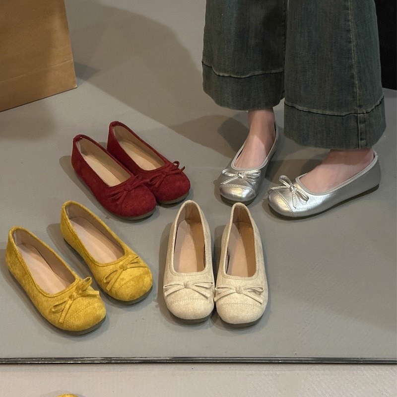 French Retro Bow Ballet Shoes for Women 2025 Spring/Summer New Style Shallow Flat Shoes to Match with Skirts, Grandma Shoes