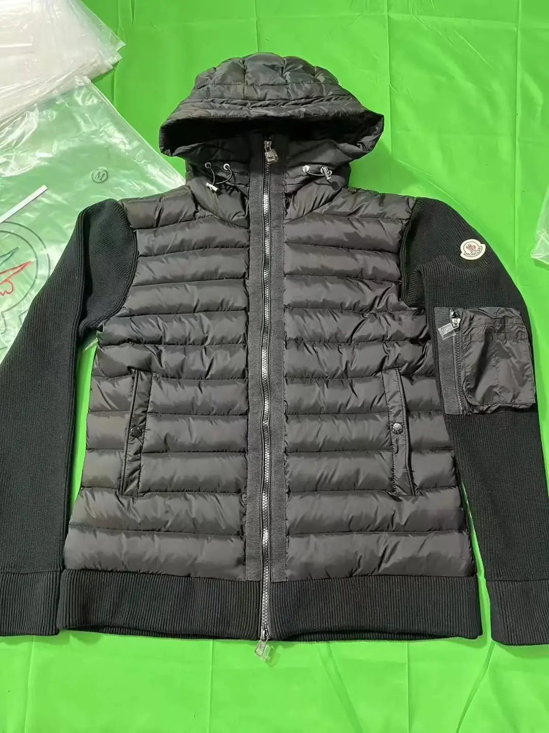 Monc.l针织开衫连帽外套(带NFC)