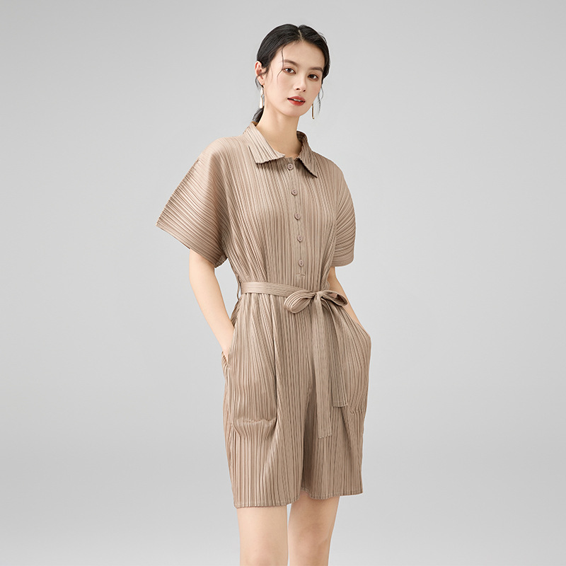 2025 Summer New Product, Simple and Fashionable Polo Collar Single-Breasted Short-Sleeved Jumpsuit, Loose, Slim and Lazy Style