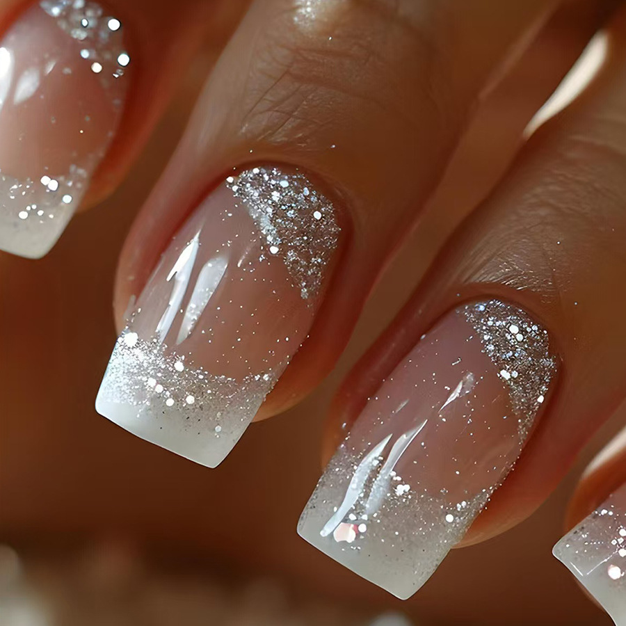 Chinese bright face generous armour Europe and the United States cross-border foreign trade bright shining white edge French detachable wearable nail art 24 pieces