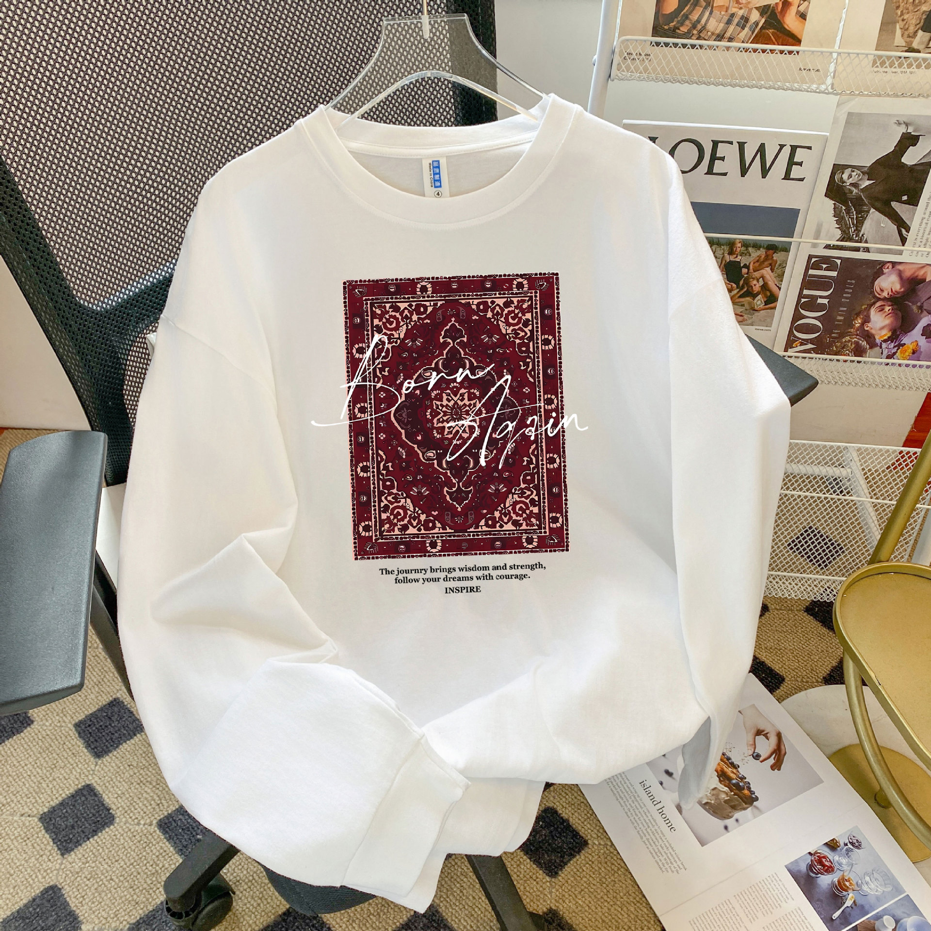 100% Pure Cotton Long-Sleeved T-Shirt, Lazy Style, Versatile European and American Style, Early Autum Fashion Print, Chic Retro Top Trend