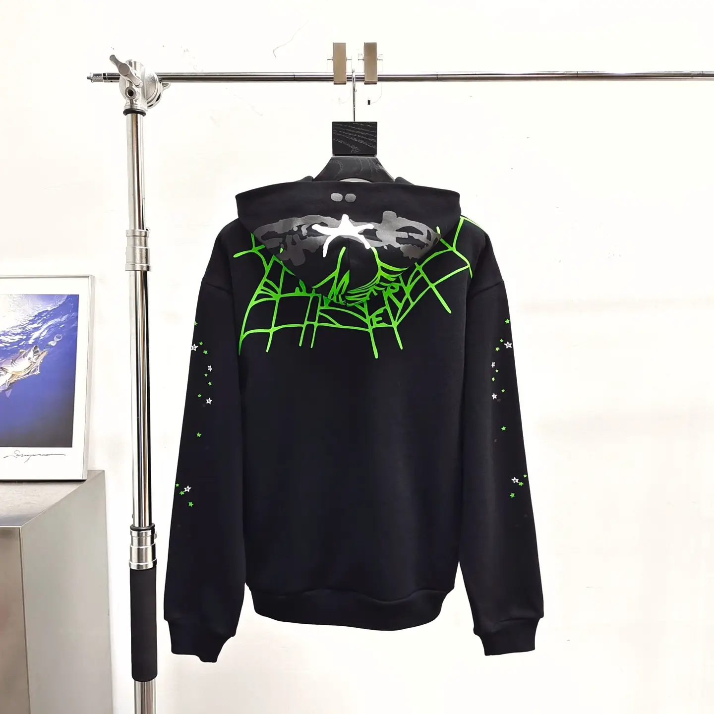 Sp5der green mesh cap black hoodie sweatshirt
