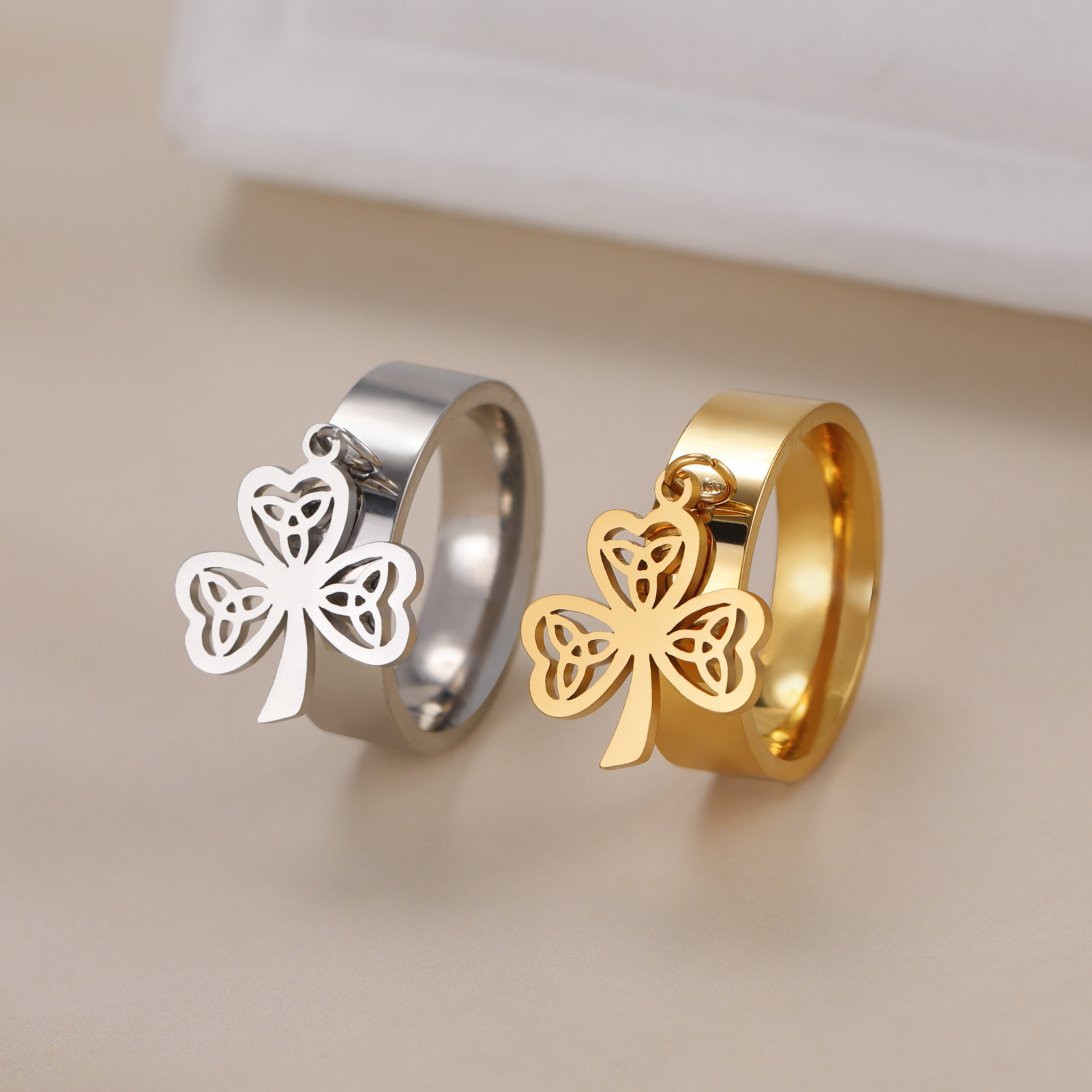 Factory wholesale cross-border fashion all-match elegant Lucky Clover Celtic knot hanging pendant stainless steel ring